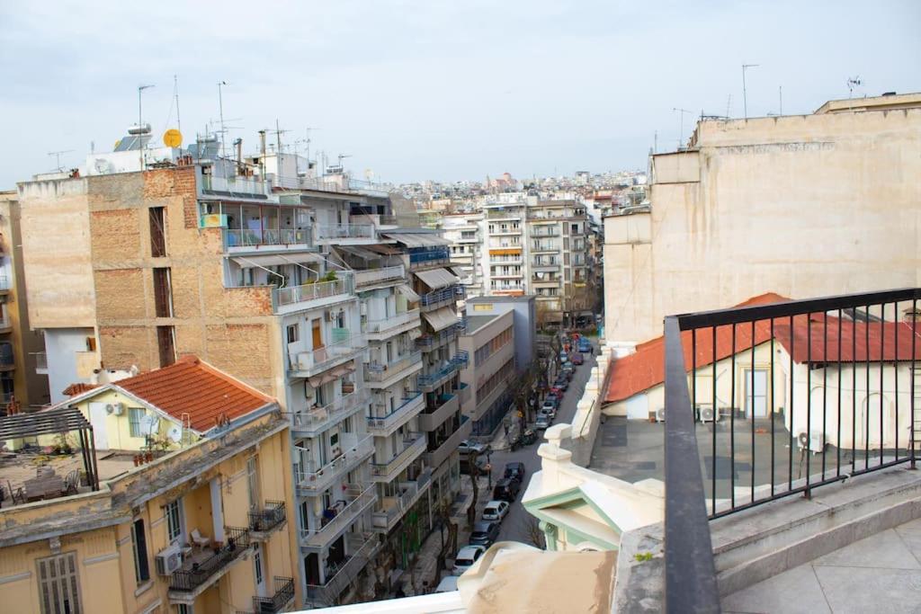 Bedcity Apartment In The Center Of Tesalonika Bagian luar foto